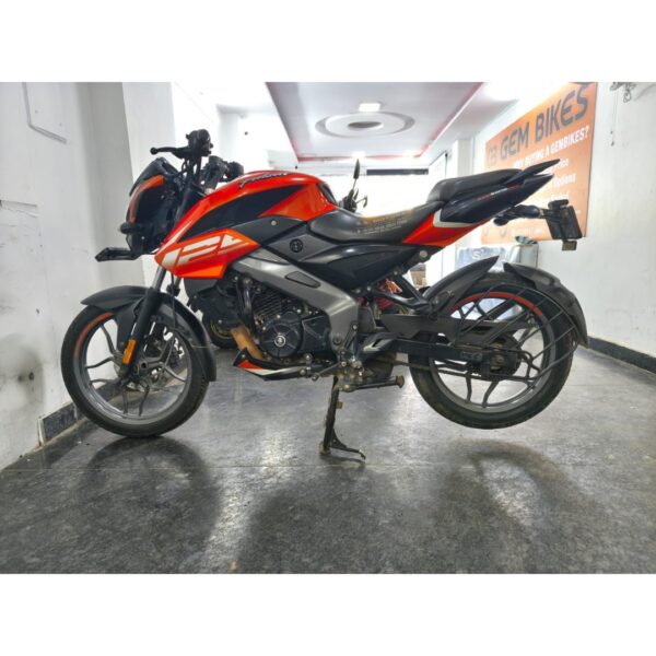 Bajaj NS 125 – 2021