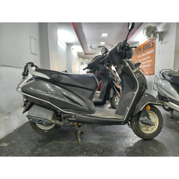 honda activa 4g 2018 model (2) Honda Activa 4G – 2018 (Single Owner)
