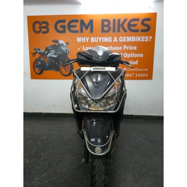 honda grazia black 2019 model (5) Honda Grazia – 2019