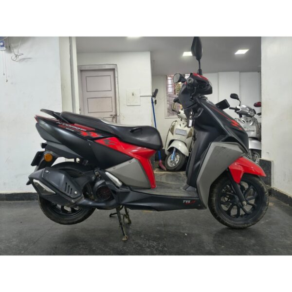 tvs ntorq 125 race edition (5) TVS Ntorq 125 Race Edition – 2023