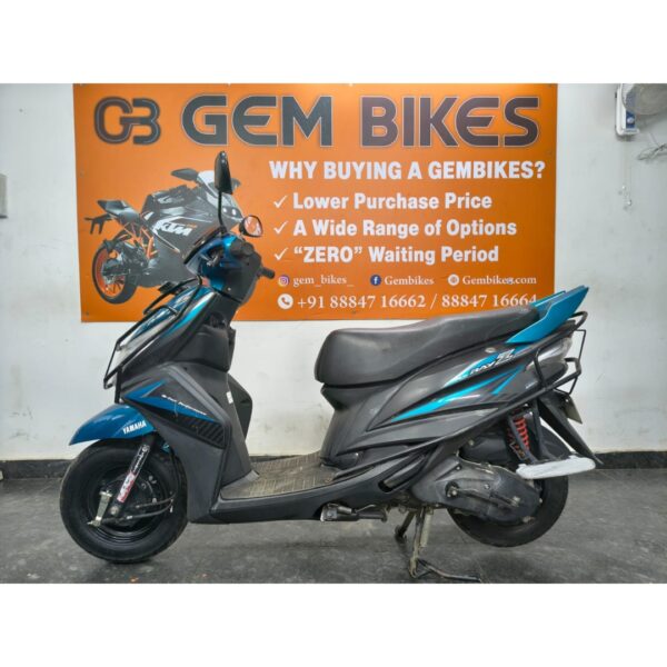 yamaha cygnus ray zr 2017 model (5) Yamaha Cygnus Ray ZR – 2017