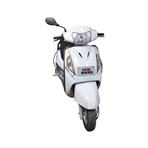 2 Suzuki Access 125 – White 2013 Model