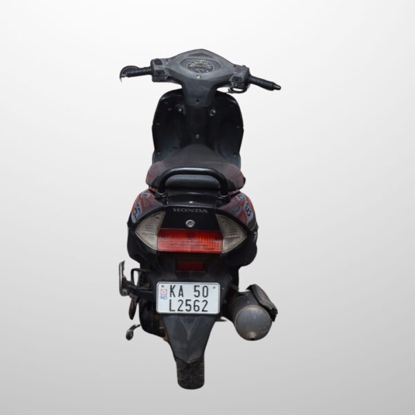 2 Honda Dio (2011) – Single Owner | Budget Scooter