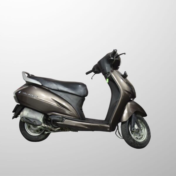3 Honda Activa (2017) – Single Owner | Budget Friendly Scooter